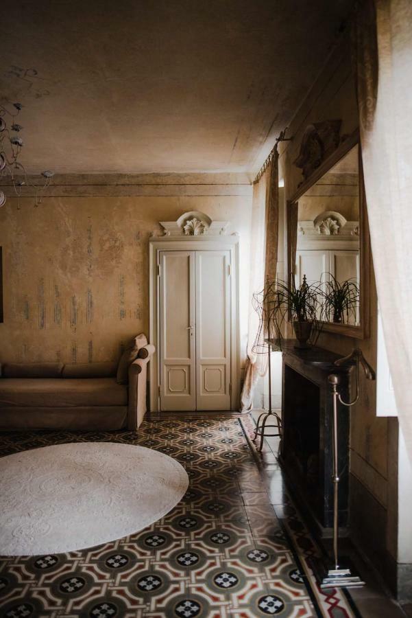 Regina Teodolinda Suites Laglio Εξωτερικό φωτογραφία
