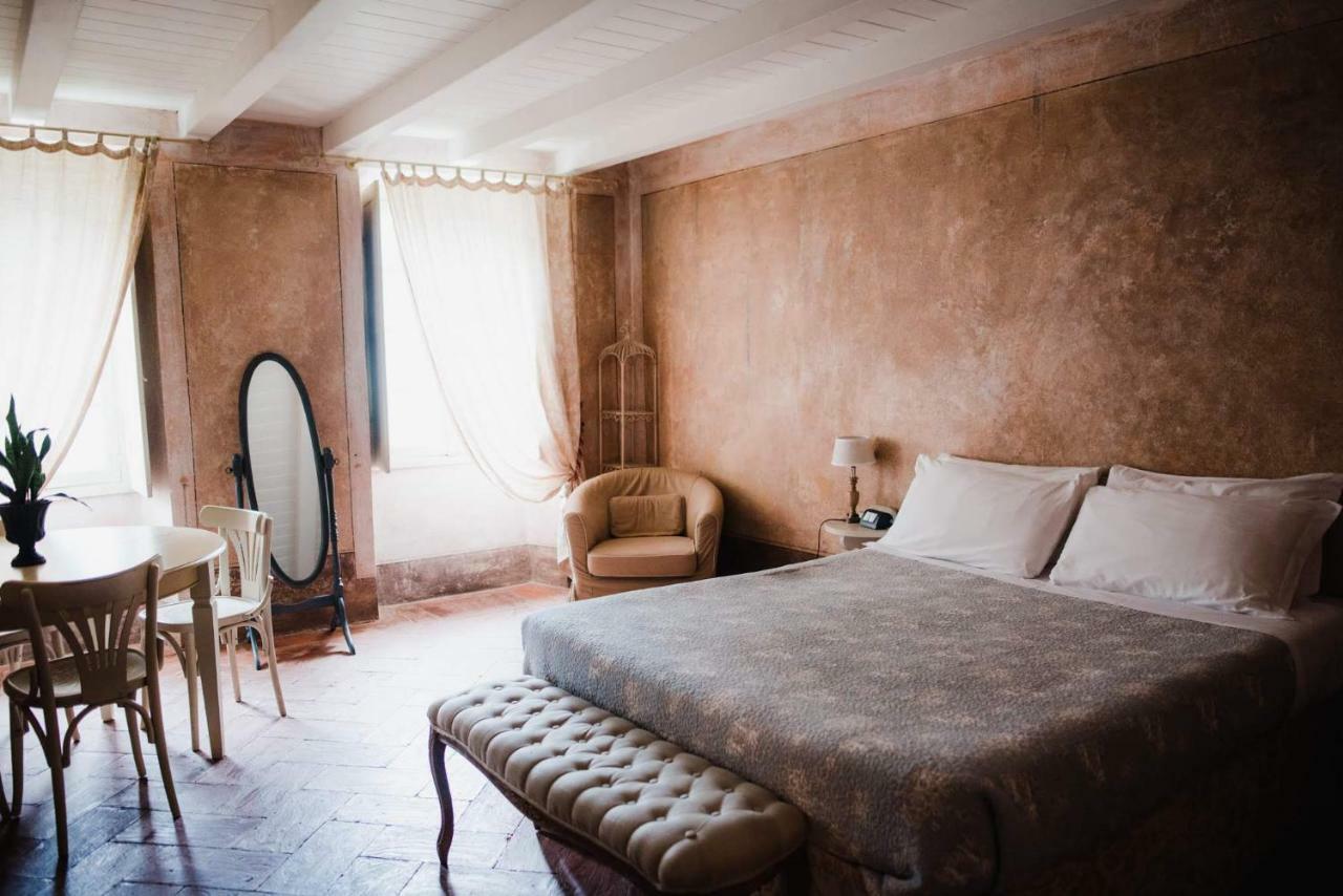 Regina Teodolinda Suites Laglio Εξωτερικό φωτογραφία